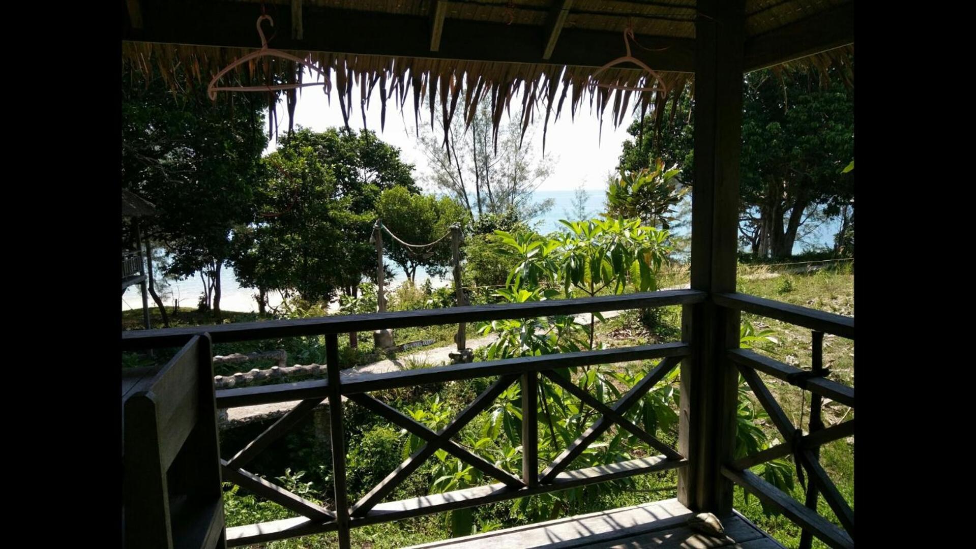 Jansom Bungalow 2 Koh Phayam Exterior foto