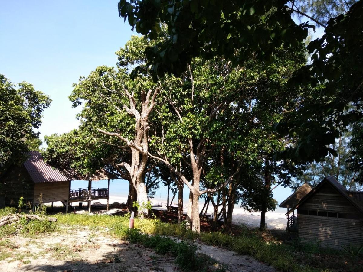 Jansom Bungalow 2 Koh Phayam Exterior foto