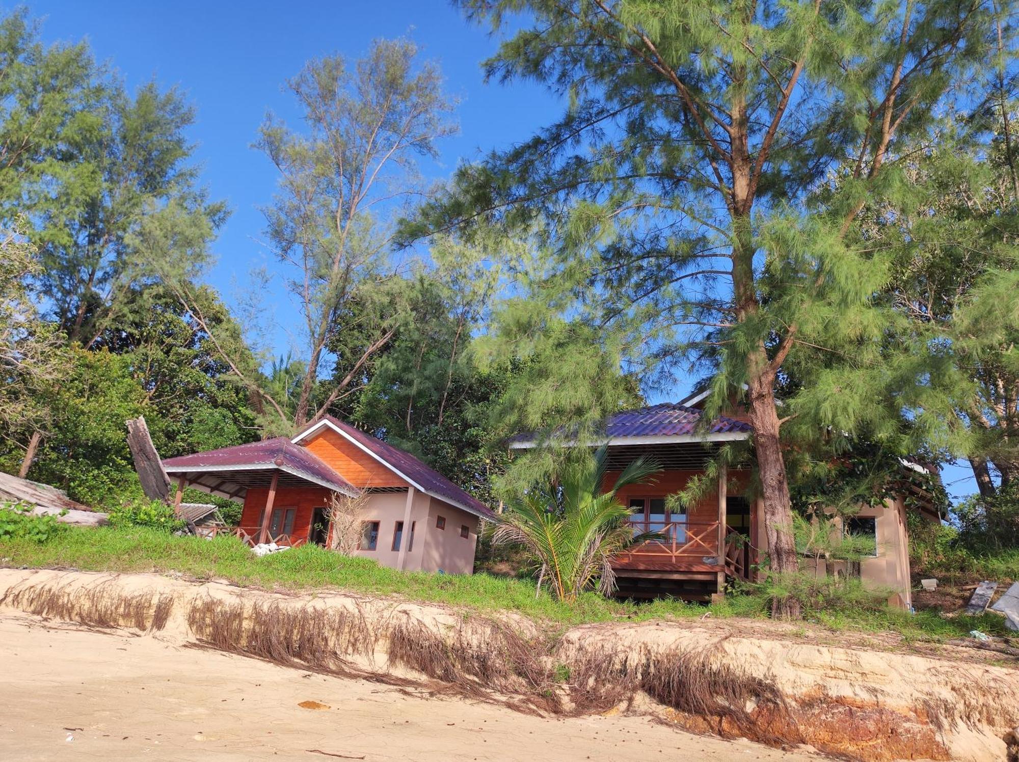 Jansom Bungalow 2 Koh Phayam Exterior foto